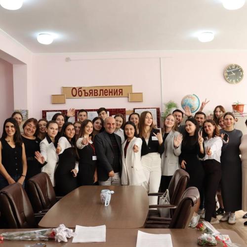 E9ada2c8 D057 4ba9 A3df 53884b4b81a6